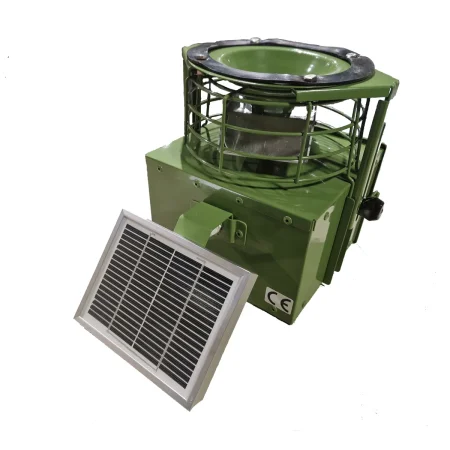 Hranlicia sa solarnim panelom 9894